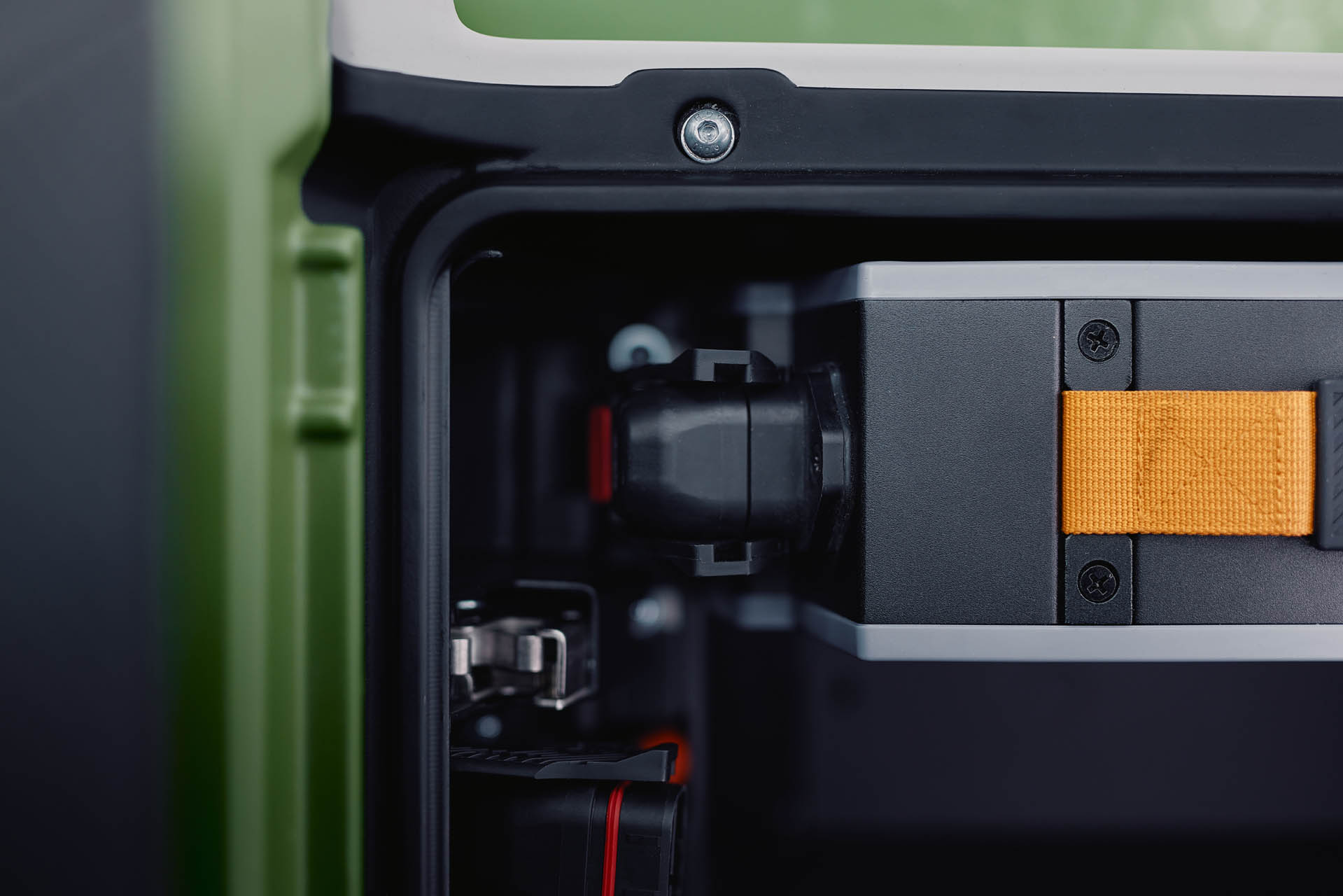 Removable Battery Power, Designed for the Way You Move Through the City